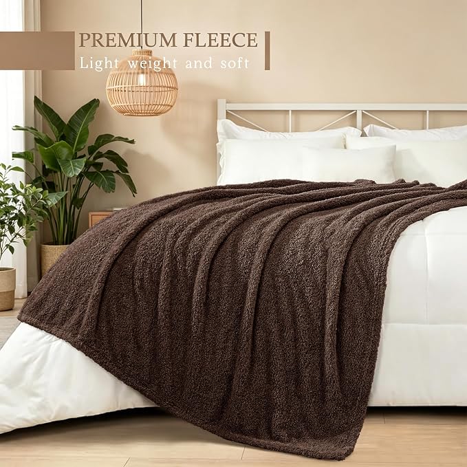 Exclusivo Mezcla Fleece Bed Blankets Queen Size, Ultra Soft, Lightweight and Fuzzy Coffee Blanket for Women, Home Decor, 90x90 Inches