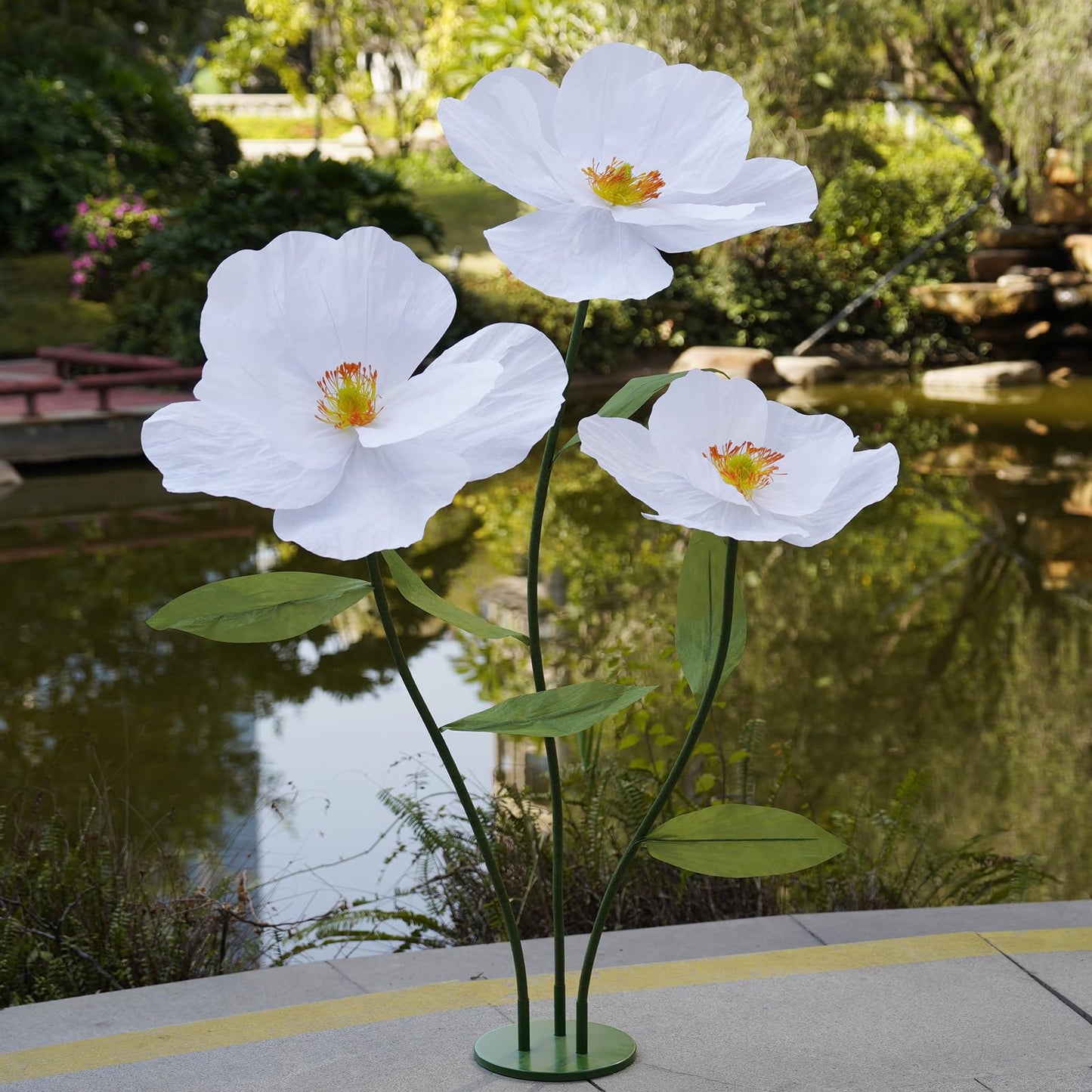 ZEYEXE Large Paper Artificial Flowers,Giant Flowers for Decoration,Huge Handcrafted Poppy Fake Flowers with Stand for Home Decor Bridal Shower Party Outdoors Yard Event Backdrop Decor (White)