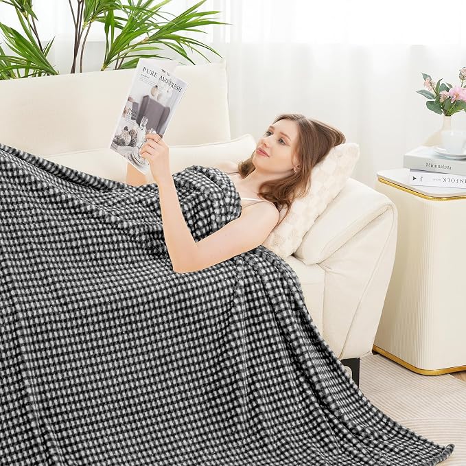 Zyrah Black and White Fleece Throws for Couch Super Soft Throw Blanket Plaid Lightweight Decorative Fuzzy Cozy Blankets for Sofa Chair Bed 40x50 Inches