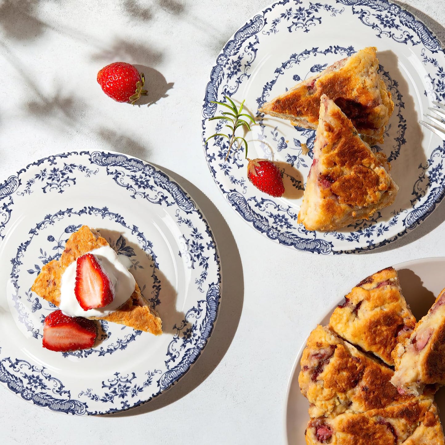 HomeElves Dinner Plates, Ceramic Plates Set of 6, Kitchen Plates Microwave Safe, White Plate Dessert Blue Floral Plate Porcelain (Blue Rose, 10.5 inch)