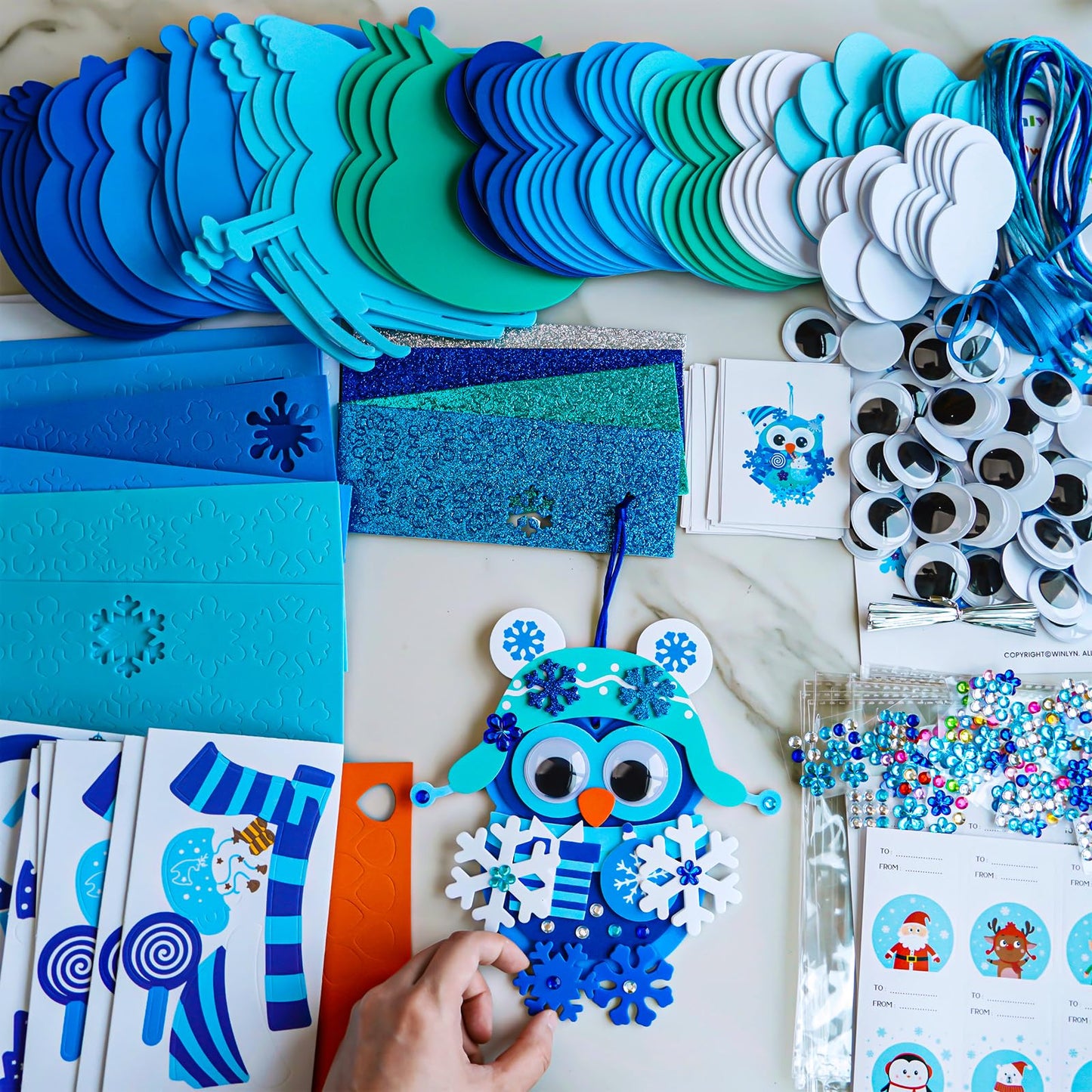 Winlyn 24 Sets Winter Craft Kits Christmas Crafts DIY Snowflake Owl Ornaments Decorations Craft Kit Festive Foam Stickers Winter Arts and Crafts for Kids Holiday Home Classroom Activities Party Favors