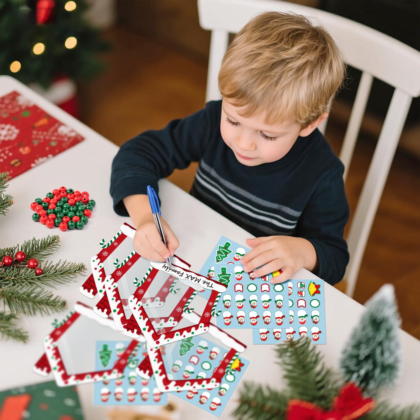 B1ykin Christmas Tree Ornament Kit - 24Pcs DIY Snowman House Paper Craft for Kids, Xmas Family Names Personalized Decor with Wooden Beads, Classroom Homeschool Christmas Party Favors (Snowman)