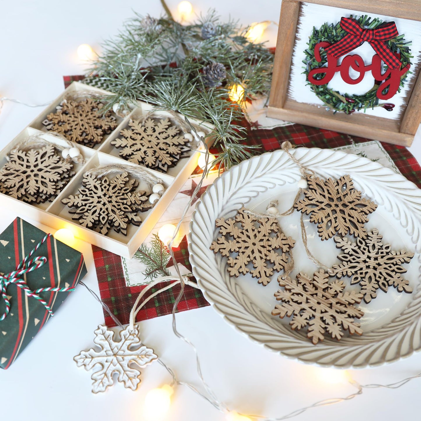 16pieces Wooden Snowflake Ornaments, 3inch Rustic Snowflakes Christmas Ornaments for Crafts Christmas Tree Boho Winter Decoration Gifts 8 Styles