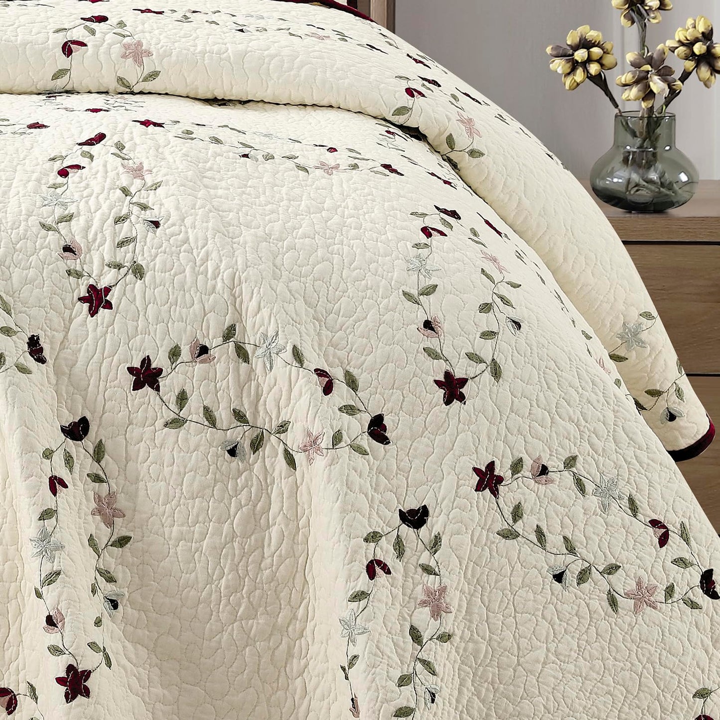 Sunshine Nicole Embroidery Quilt Set, Cotton Material and Filling, with Tranditional Embroidery Patten, 3 Pieces Queen Set, Prewashed