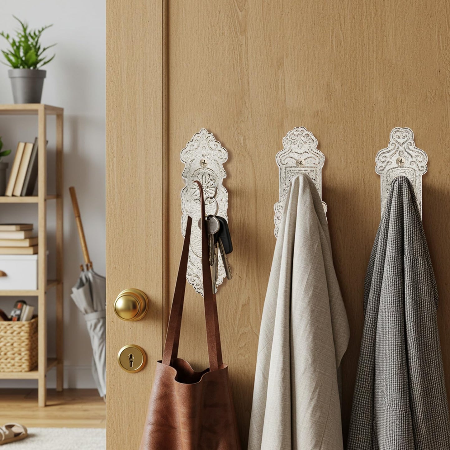 GlikCeil 4 Pcs Shabby Chic Hooks Decorative Wall Mounted with Screws and Anchors, Rustic White Cast Iron Hooks Door Knob Shabby Chic Country Decor for Coat Hats Bags Scarves Hallway Kitchen (Rustic)