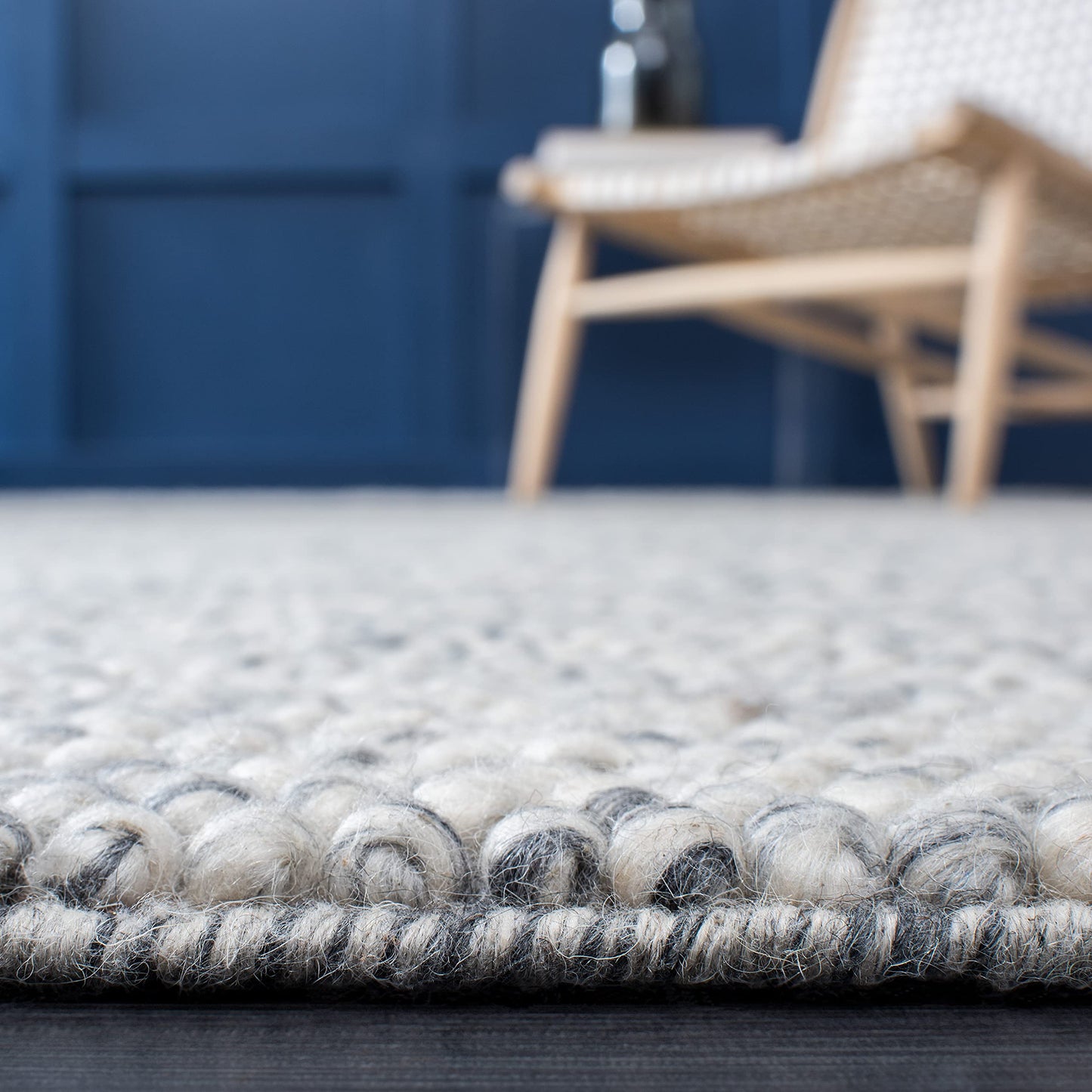 SAFAVIEH Area Rug 8x10 - Natura Collection - Large - Light Grey & Ivory, Handmade Wool Blend, Textured Design, Ideal for Living Room, Bedroom, Dining Space (NAT620G)