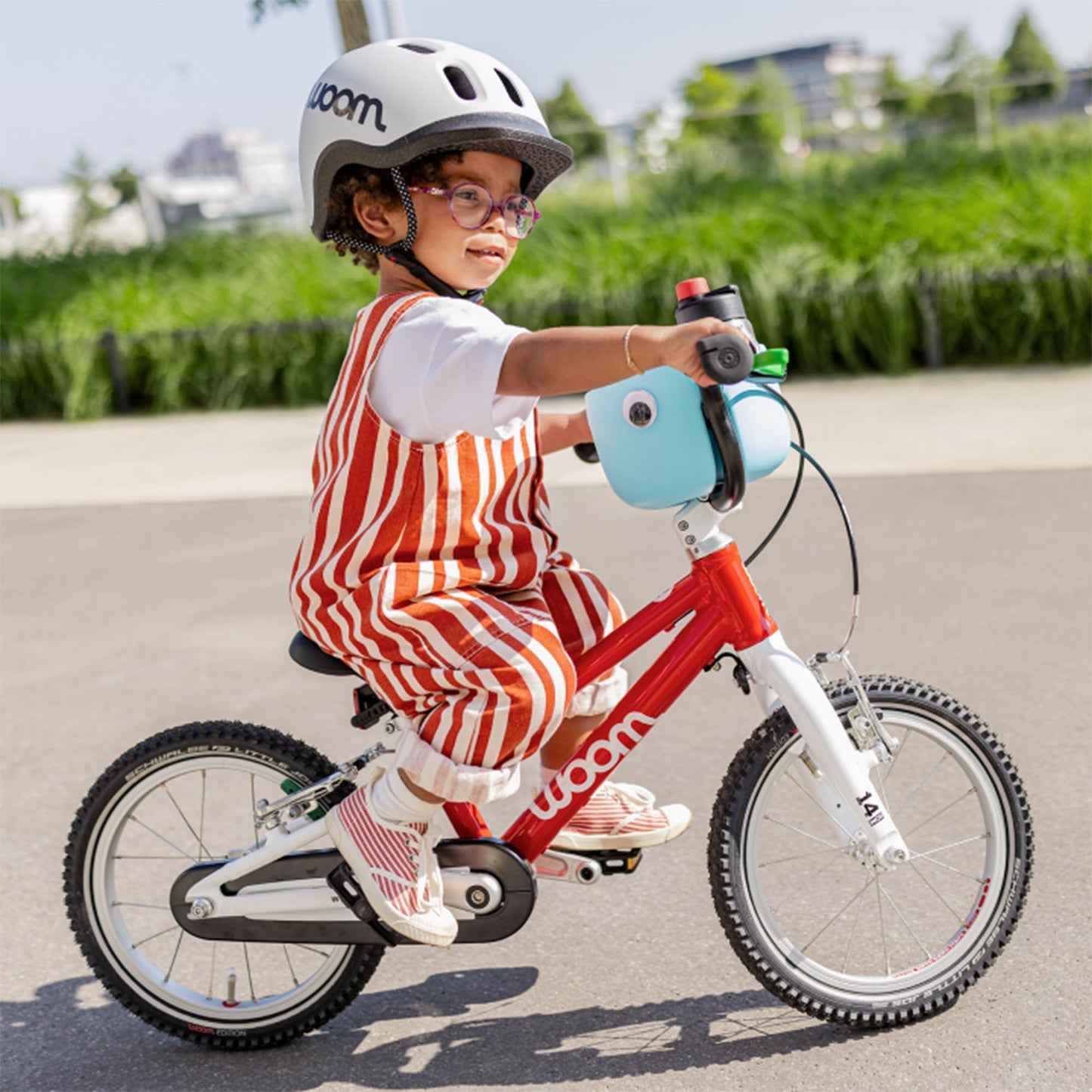 woom GO 2 Bicycle for Children 3 to 4.5 Years Old, 14-Inch Lightweight Bike with Handbrake, Steering Limiter & Chainguard for Boys & Girls - Red