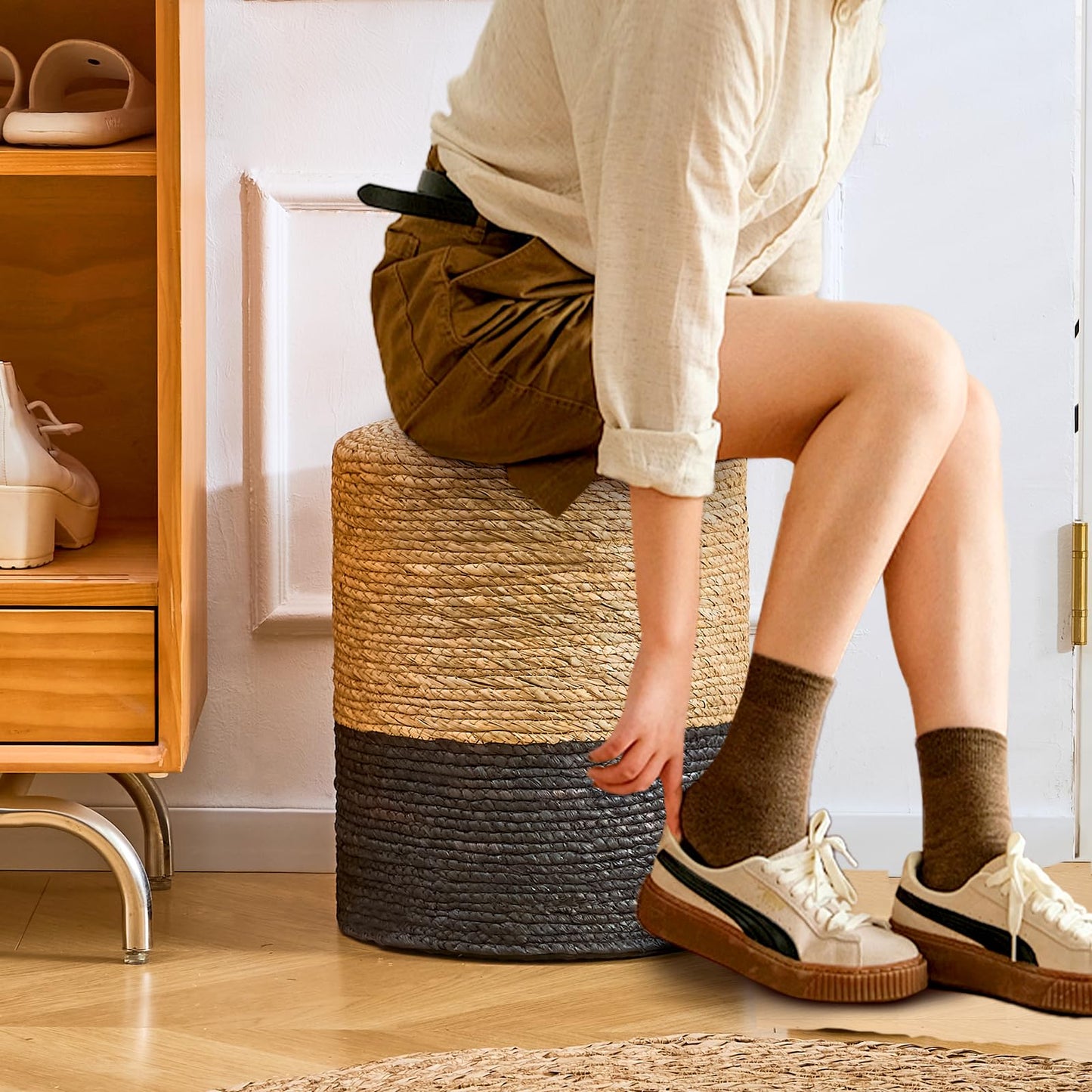 Wimarsbon Natural Seagrass Foot Stool, Hand Weaving Round Ottoman, for Living Room, Outdoor Seat (Natural & Black)