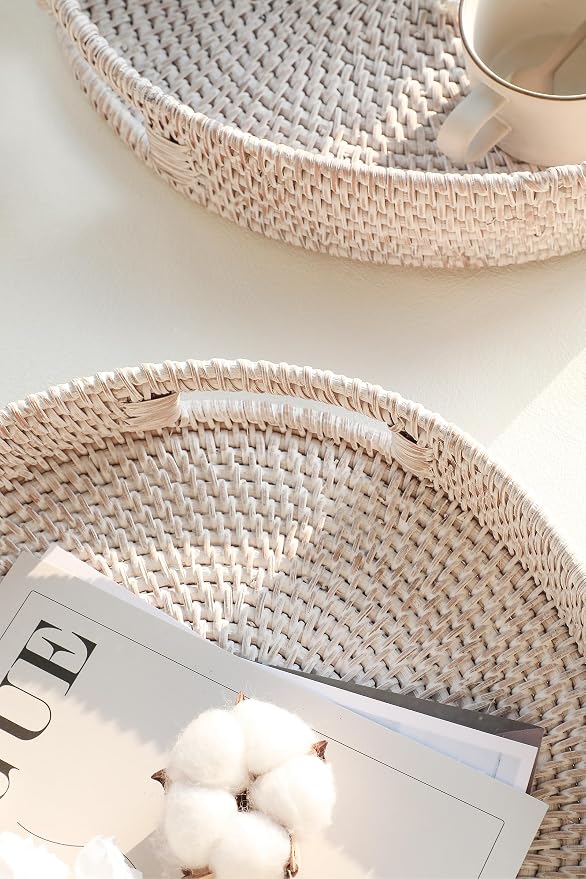 HITOMEN Hand-Woven Round Rattan Serving Tray Decorative Ottoman Wicker Platter with Handles for Coffee Table, Breakfast, Drinks, Snack, Bread, Fruit, Vegetables (Whitewash Set of 2: M+L)