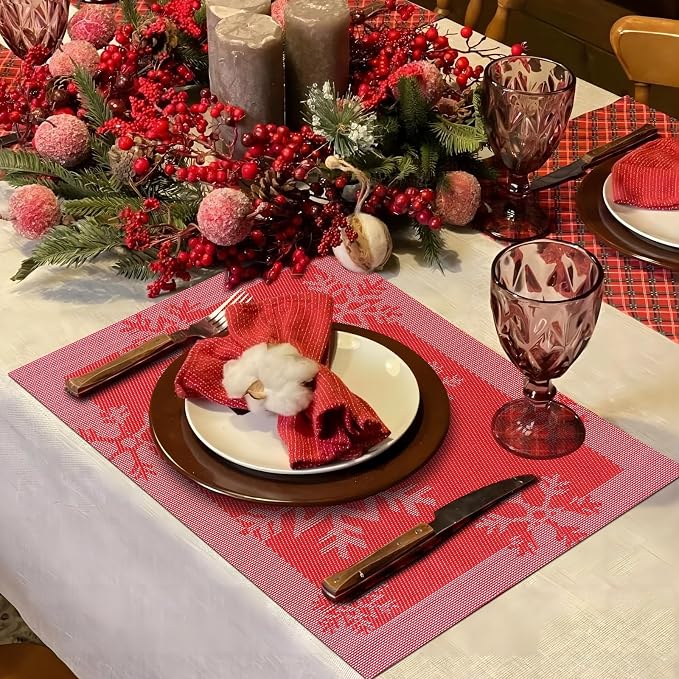 Aofmee Christmas Placemats Set of 6, Washable Christmas Place Mats for Kitchen Dining Table, Indoor/Outdoor Woven Vinyl Christmas Table Mats, Non-Slip Heat Resistant Holiday Placemats Easy to Clean