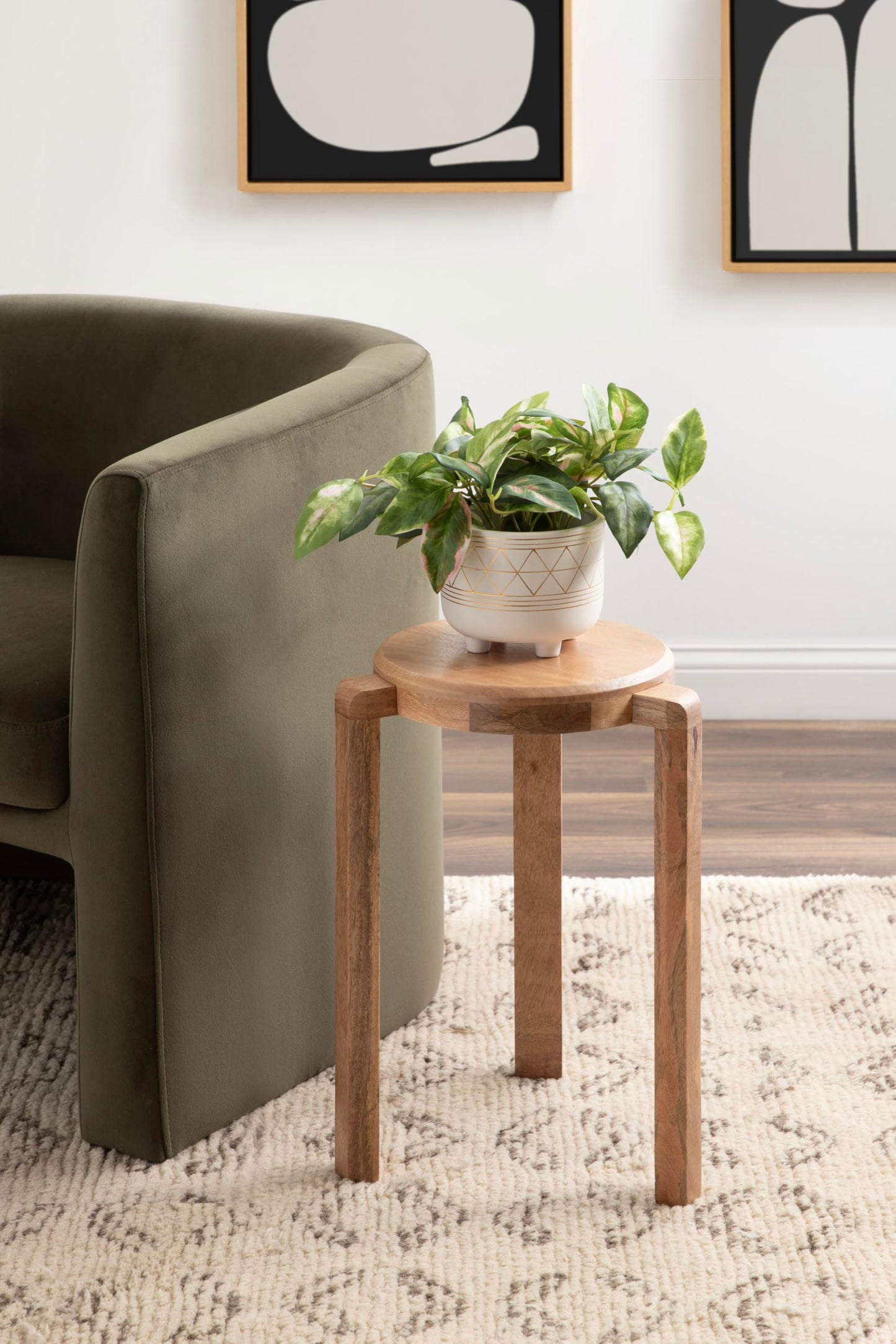 Kate and Laurel Stuart Wooden Round Side Table, 14 x 14 x 20, Natural Wood, Transitional Circle Nightstand Table for Use as Indoor Plant Stand or Living Room Accent Table
