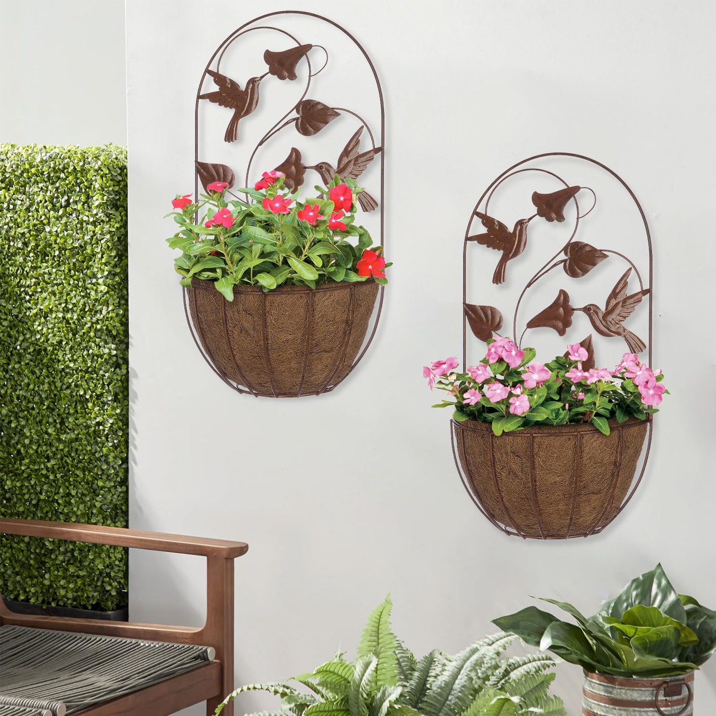 BAYN 2PKs Wall Hanging Planter Decor Art with Hummingbirds, Metal Wall Mounted Planters Indoor Outdoor Wall Planter for Succulent Herb Home Garden Yard