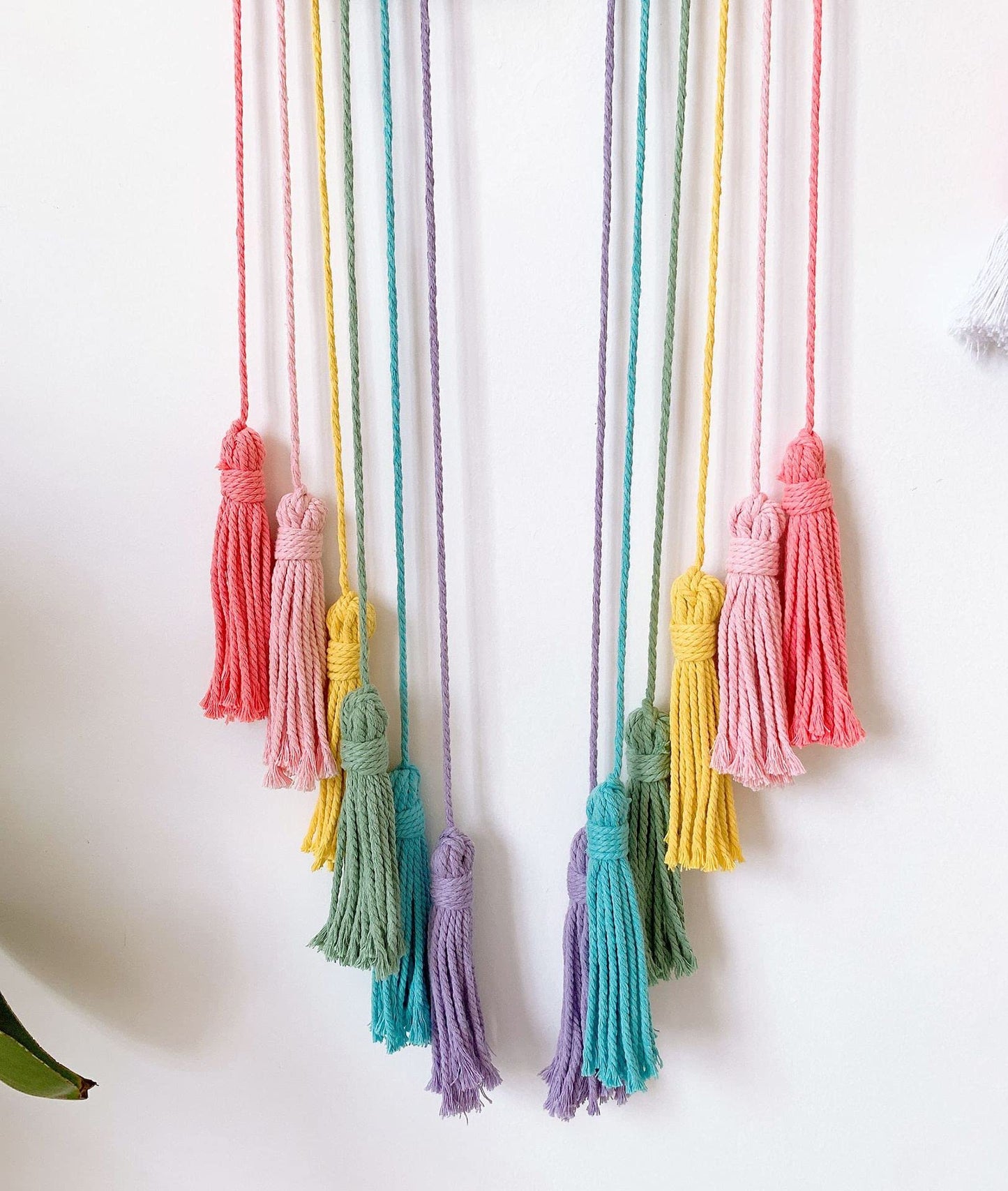 Hand-Woven Rainbow Dreamcatcher Rainbow Dreamcatcher Wall Hanging, Multicolor with Pink Tassels