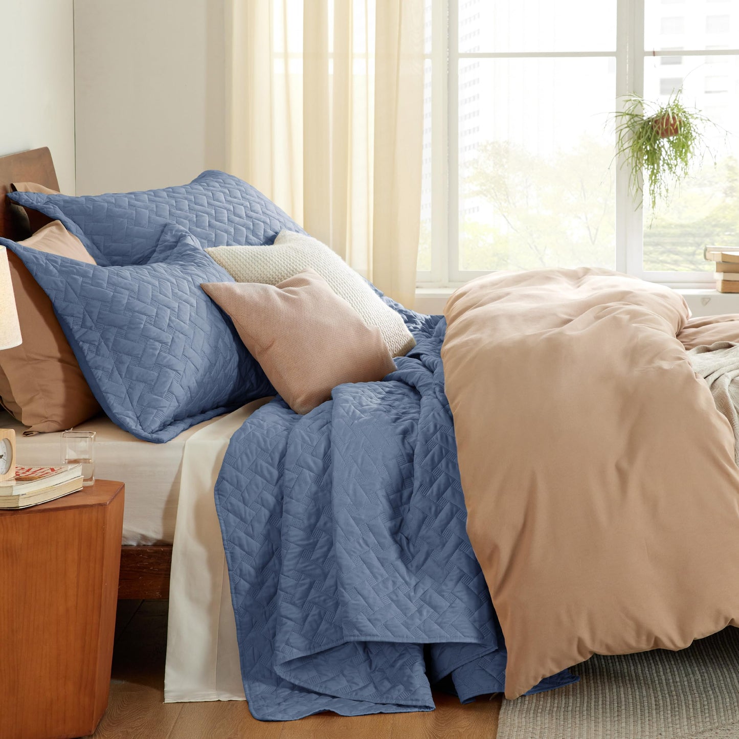 Bedsure Quilts Queen Size - Lightweight Bedspreads Queen Size with Basket Weave Pattern, Soft Quilt Bedding Set, Mineral Blue Comforter Set Coverlet for All Seasons with 2 Pillow Shams (90" x 96")