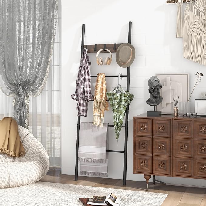 GOFLAME Blanket Ladder, 5-Tier Wall-Leaning Towel Holder Shelf with 5 Removable Hooks, Industrial Quilt Stand with Anti-Slip Foot Pads, Towel Ladder Display Rack for Bathroom, Living Room, Bedroom