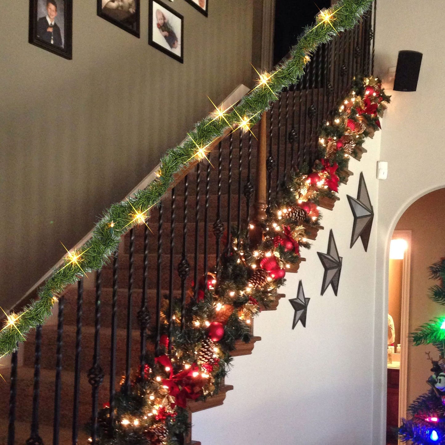 Nerosun 14.8 FT Artificial Christmas Garland, 50 Pre-Lit LED Mini String Lights Battery Operated Xmas Garland for Home Stair Railing Indoor Wedding Party Christmas Ornament Decorations (Warm White)