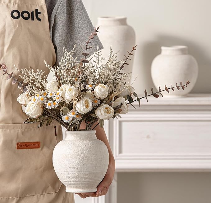Ceramic Flower Vase, 6" Small Farmhouse Vase Decorative Vases Home Decor Short Pottery Vases for Table Living Room Entryway Mantel Bookshelf Bedroom Bathroom Kitchen - RW