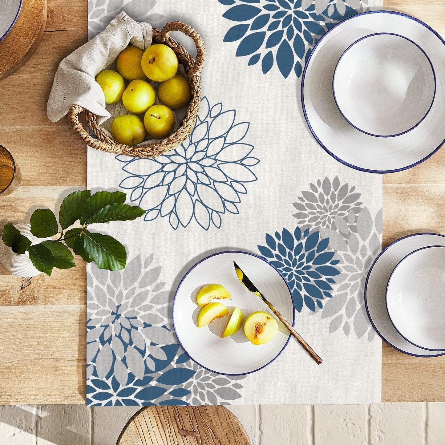 WHOMEAF Blue Gray Table Runner Dahlia Pinnata Flower Beige Table Runners Modern Elegant Pompon Farmhouse Geometric Table Center Decor for Home Dining Party Entrance (13 x 36 Inch)