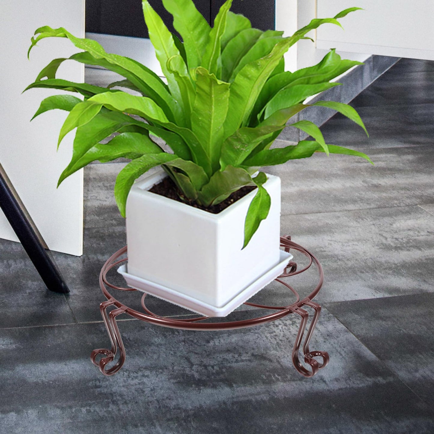 Operitacx Wrought Iron Plant Stand Single Layer Metal Flowerpot Rack Farmhouse Plant Holder for Indoor Outdoor Use Antique Copper Finish
