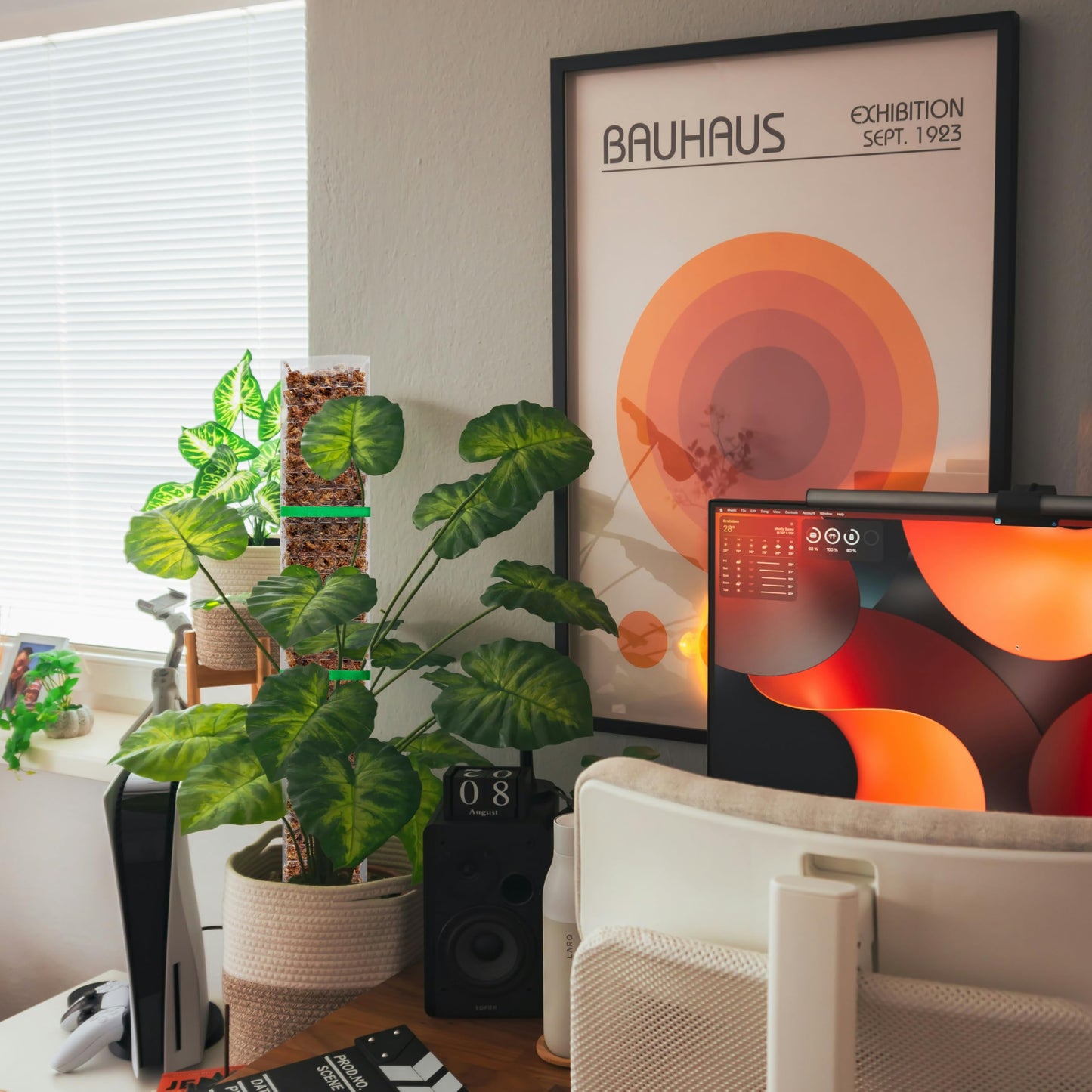 EOX 2 Pcs 24 Inch Plastic Moss Pole for Monstera, Large D Shaped Poles for Climbing Plants Work with Sphagnum Moss, 45 Inch Plant Stake Set of 2, Garden Ties