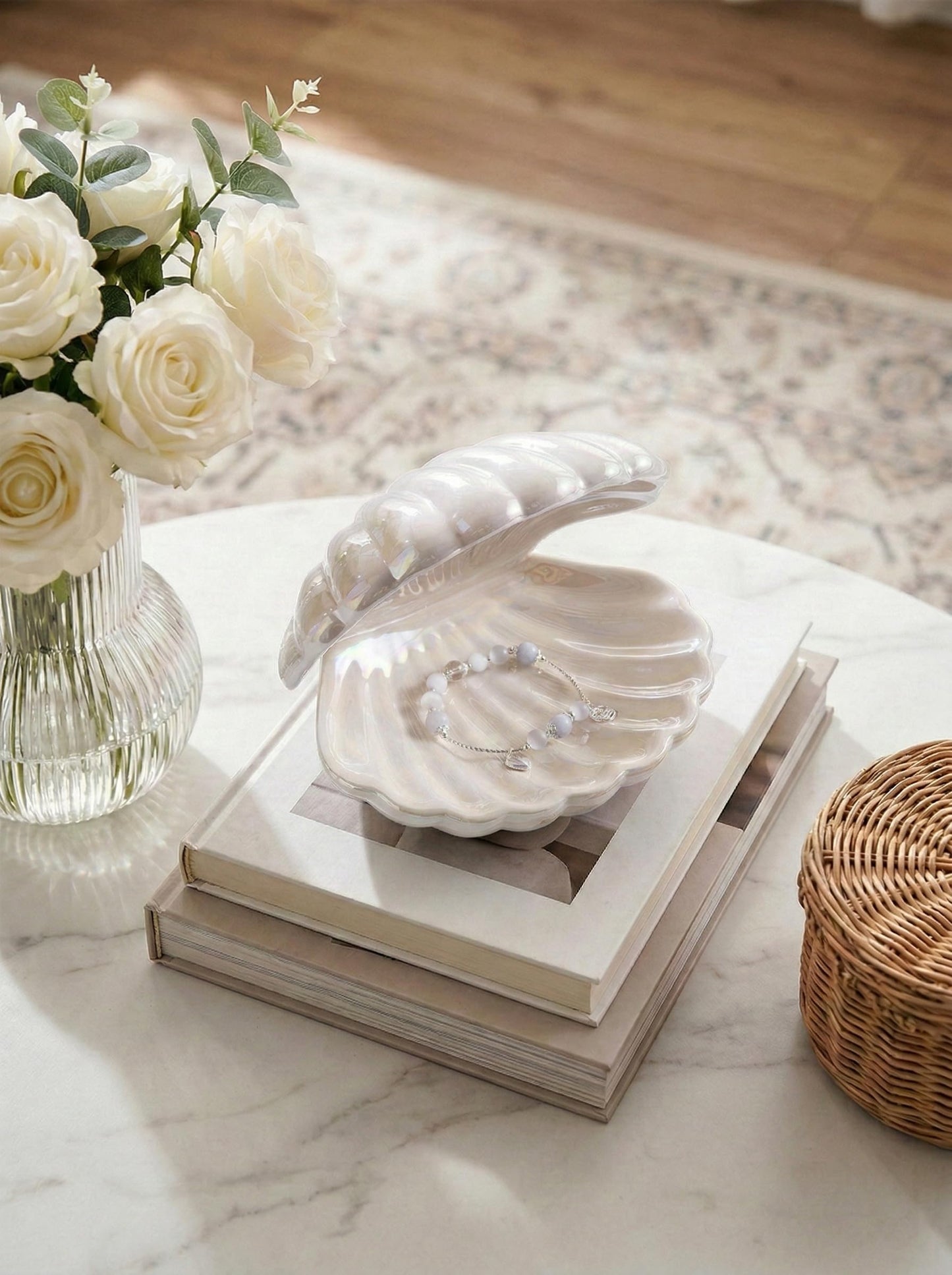 Denique Shell Jewelry Dish Tray, Ceramic Trinket Tray Clamshell Jewelry Storage Dish, Ring Holder Dish Key Bowl, Decorative Jewelry Plate, Cute Jewelry Organizer for Room Decor (White)