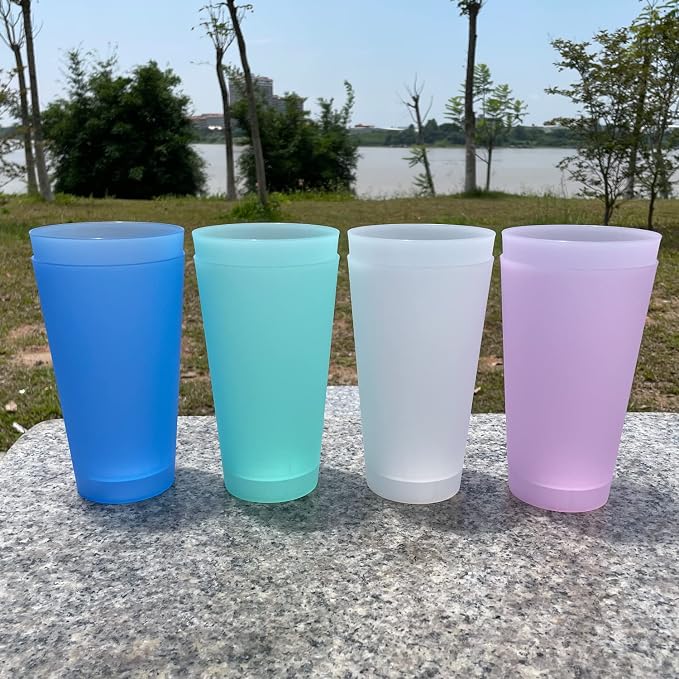 AOYITE Large Plastic Cups Reusable - 32 oz Big Drinking Cups set of 8 - BPA Free Dishwasher Safe Water Tumblers - Unbreakable Drink Cup for Kids Kitchen Outdoor