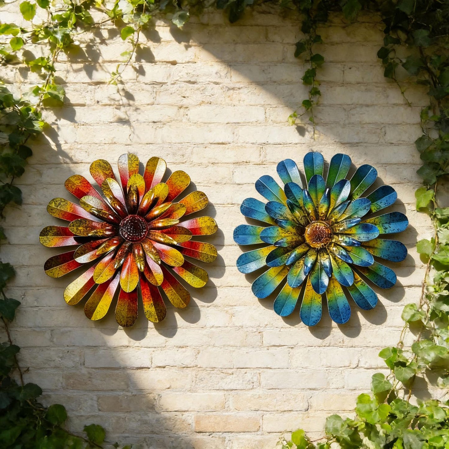 HOOEN Metal Flowers Wall Decor 2pack Wall Art Decorations Hanging for Indoor Outdoor Home Garden Farmhouse Yard Patio Fence Living Room Bedroom Decor