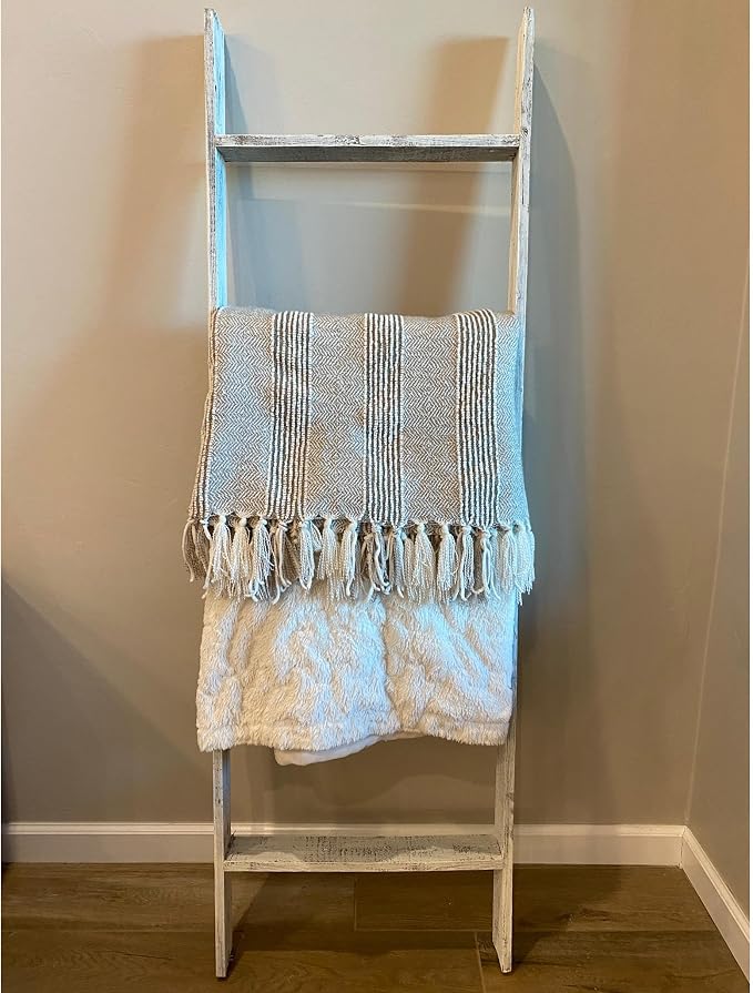 BARNWOODUSA Throw Blanket Ladder – Fully Assembled Reclaimed Wood – Rustic Decorative Ladder for Towels, Quilts, & More – Perfect Farmhouse Decor for Bathroom, Porch, or Living Room,5' x 18" White