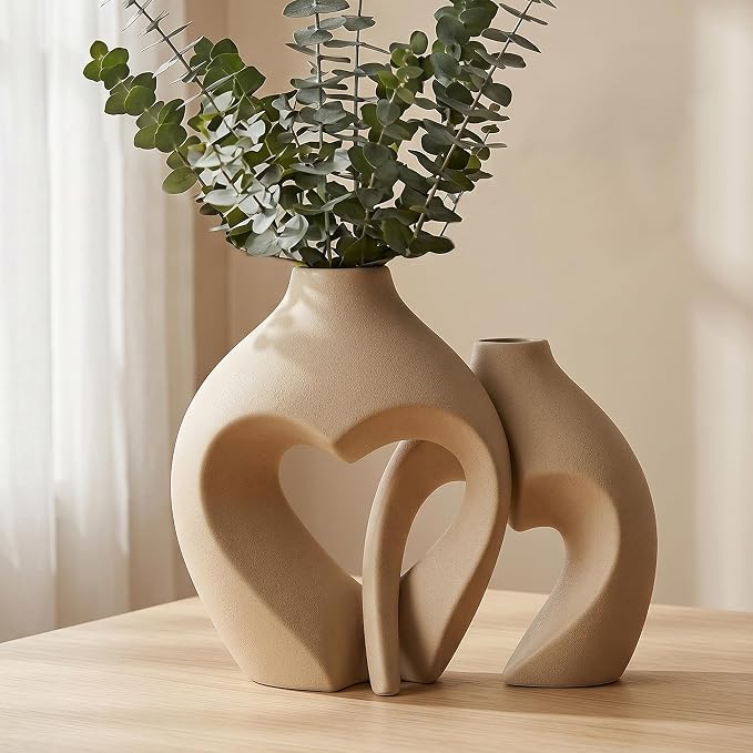 Brown Ceramic Flower Vases Home Decor Heart Shaped Vase Set of 2 Nordic Heart Shaped Vases, Minimalist Decorative Vase for Table Centerpiece Wedding Dining Living Room Office House Decoration