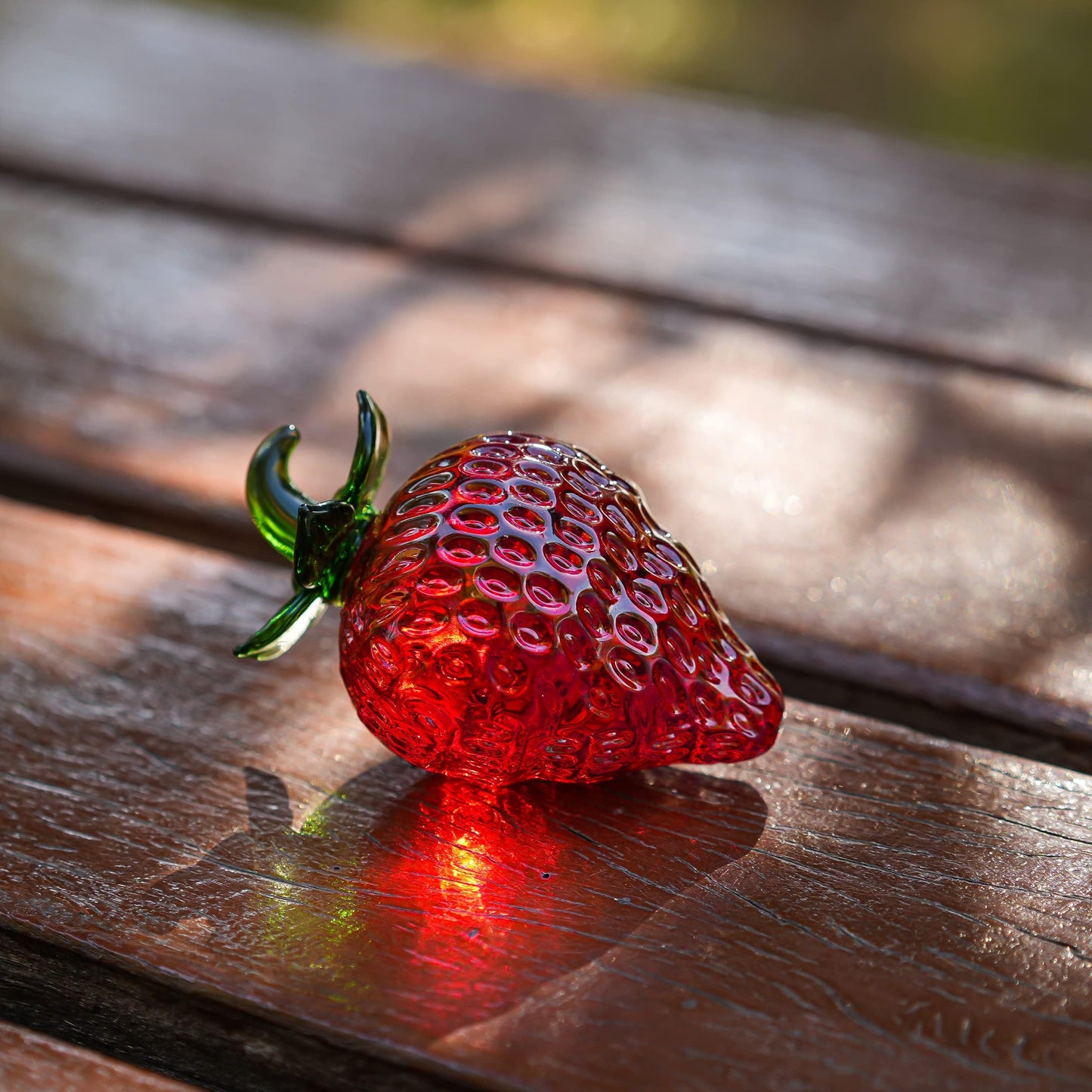 KRISININE Glass Red Strawberry Figurine Crystal Fruit Collectibles Art Glass Fruits Decoration for Home Office Strawberry Kitchen Decor for Women