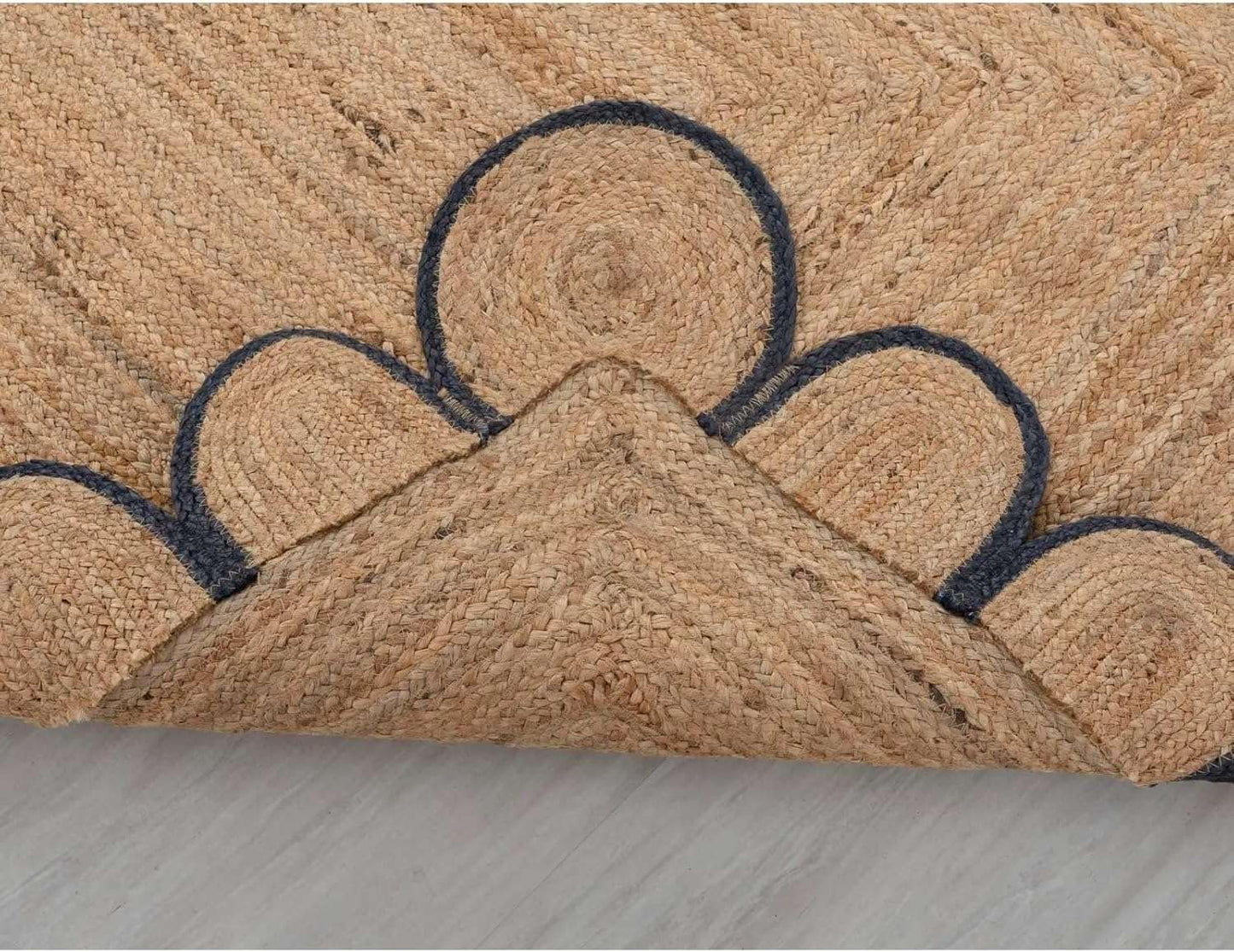 Scalloped Handwoven Jute Rug 2×4 Ft – Braided Natural Fiber Area Rug, Eco Friendly Boho Farmhouse Entryway Doormat Carpet for Living Room Bedroom Kitchen Hallway Decor