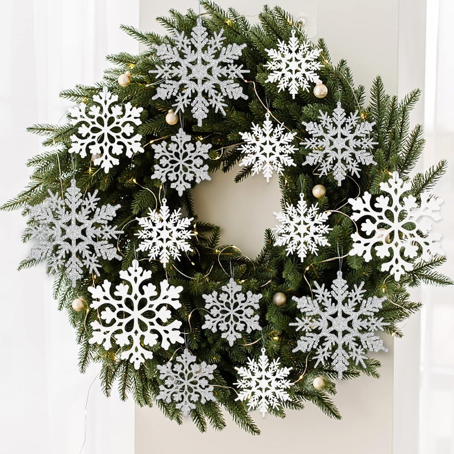 18Pcs White and Silver Christmas Snowflake Hanging Ornaments, Plastic Glitter Hanging Snow Flakes for Christmas Tree Winter Wonderland Frozen Birthday Party Holiday Home Decor Craft Snowflakes