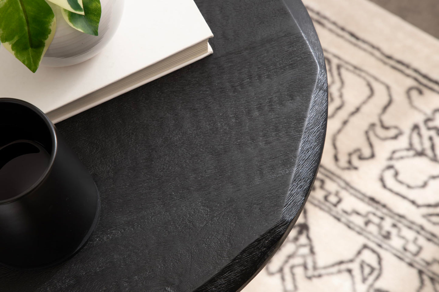 Kate and Laurel Tavares Modern Wooden Round Side Table, 18 x 18 x 20, Black, Solid Wood Accent End Table with Textured Top and Faceted Edge for Use as Indoor Plant Stand or Living Room Decor Piece