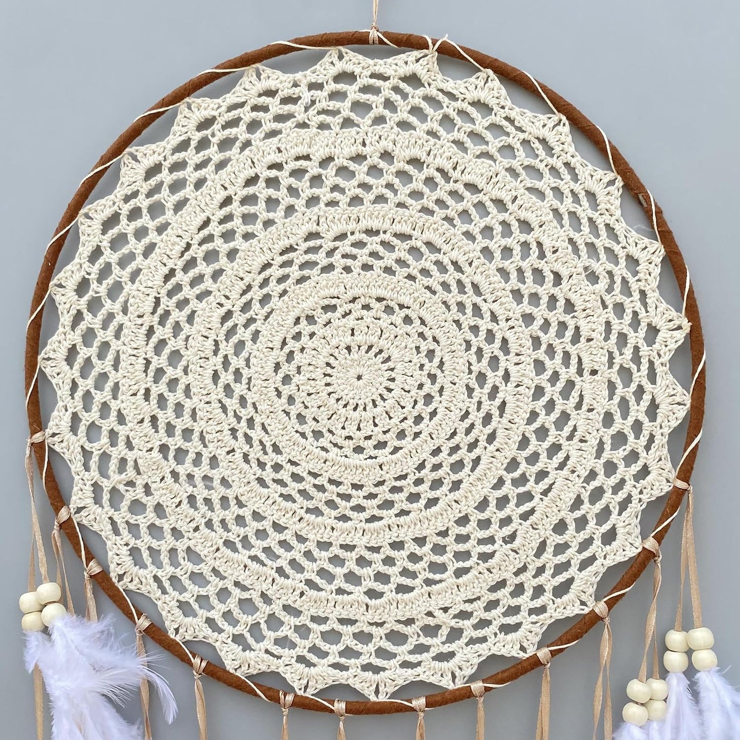 Malicosmile Large White Dream Catcher, Handmade Big Dream Catchers for Bedroom Wall Hanging Wedding Party Decor with a Greeting Card Gift (11.8 Inches in Diameter)