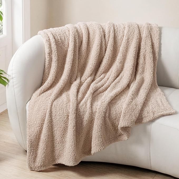 Exclusivo Mezcla Fleece Camel Throw Blanket for Couch Sofa, Ultra Soft, Lightweight and Fluffy Blankets for Women, All Season, 50x60 Inches