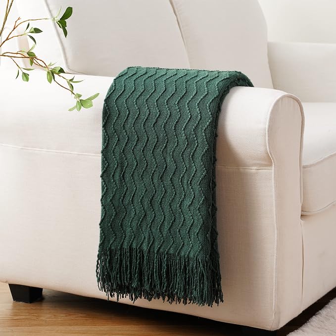 BATTILO HOME Christmas Green Throw Blanket for Couch, Forest Green Throw Blankets, Christmas Decorative Throw Blanket for Sofa Bed, Christmas Decor, 50"x60"