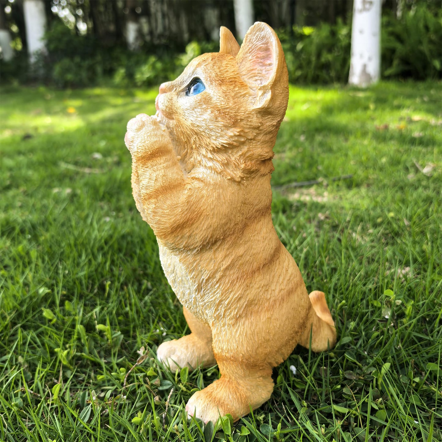 Ahbuohe Garden Cat Statue Decorative Outdoor,Fairy Art Yard Décor Figurine for Patio Lawn, Pets Statue Ornaments Patio Lawn Flower Bed (Orange)