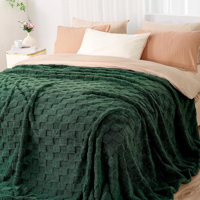 Zyrah Super Soft Throws for Couch Fleece Throw Blanket Lightweight Decorative Fuzzy Cozy Blankets for Sofa Chair Bed (B-Dark Green, Twin(60"x80"))