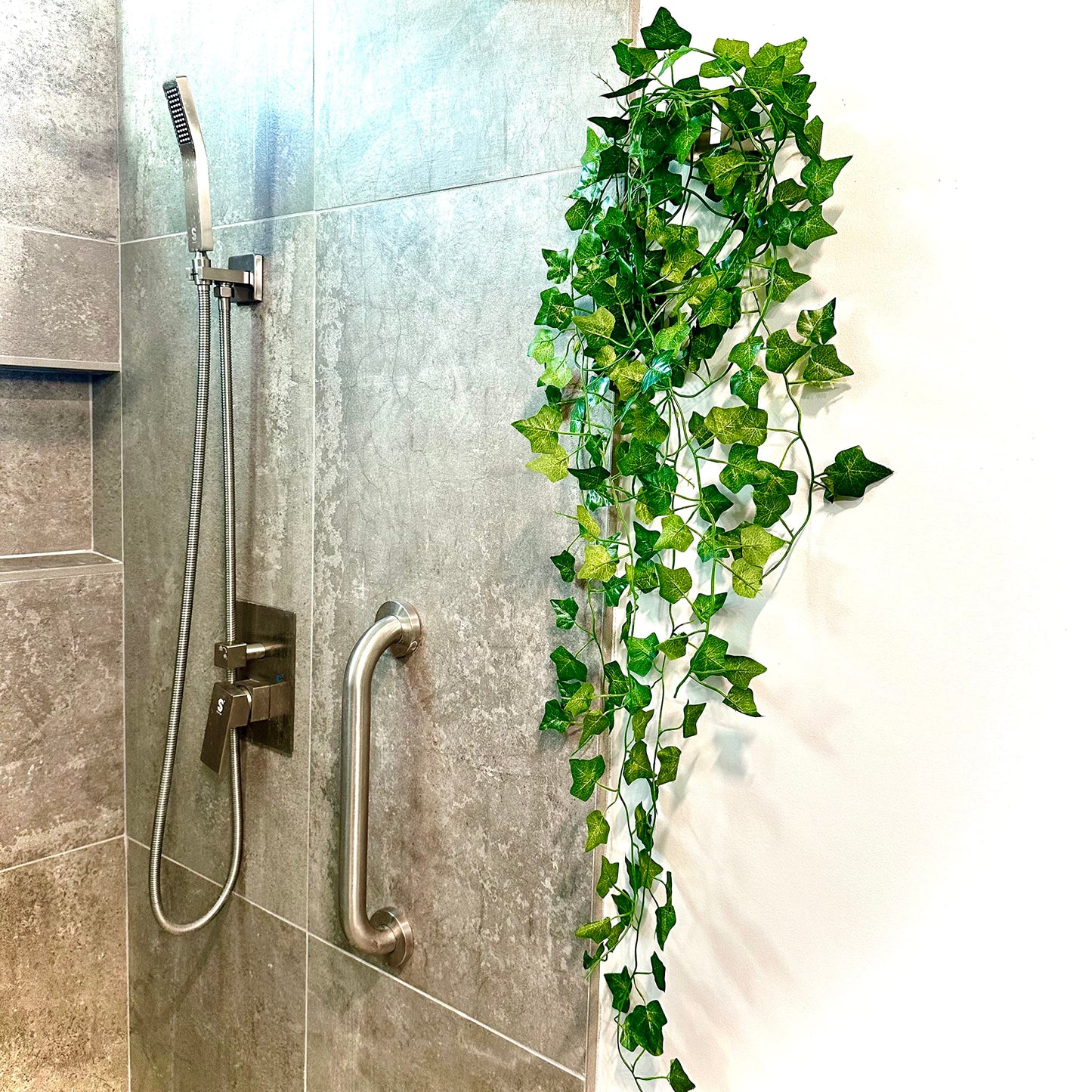 3 Pack (21Ft) Fake Ivy Garland Artificial Fake Vines Leaf Flower Balcony décor Outdoor Plant Leaves for Garden Decorations Wall Fence screening Table Bedroom Aesthetic