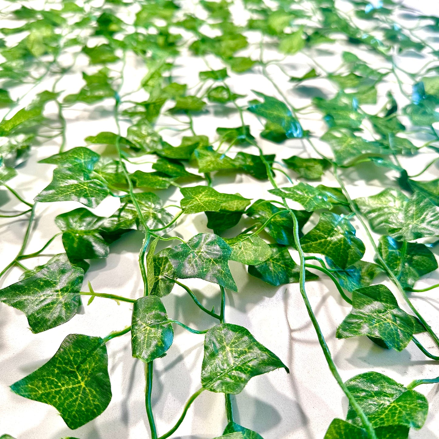 3 Pack (21Ft) Fake Ivy Garland Artificial Fake Vines Leaf Flower Balcony décor Outdoor Plant Leaves for Garden Decorations Wall Fence screening Table Bedroom Aesthetic