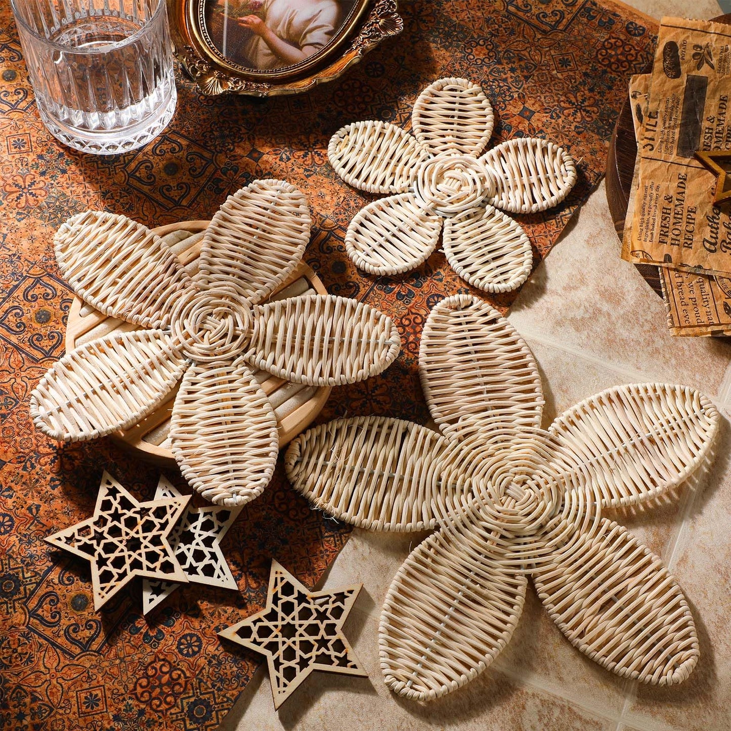 Wesiti 3 Pcs Rattan Flower Wall Decor Boho Daisy Nursery Decoration Woven Rattan Flower Wall Art for Home Nursery Bedroom Farmhouse Decorations Housewarming Gifts
