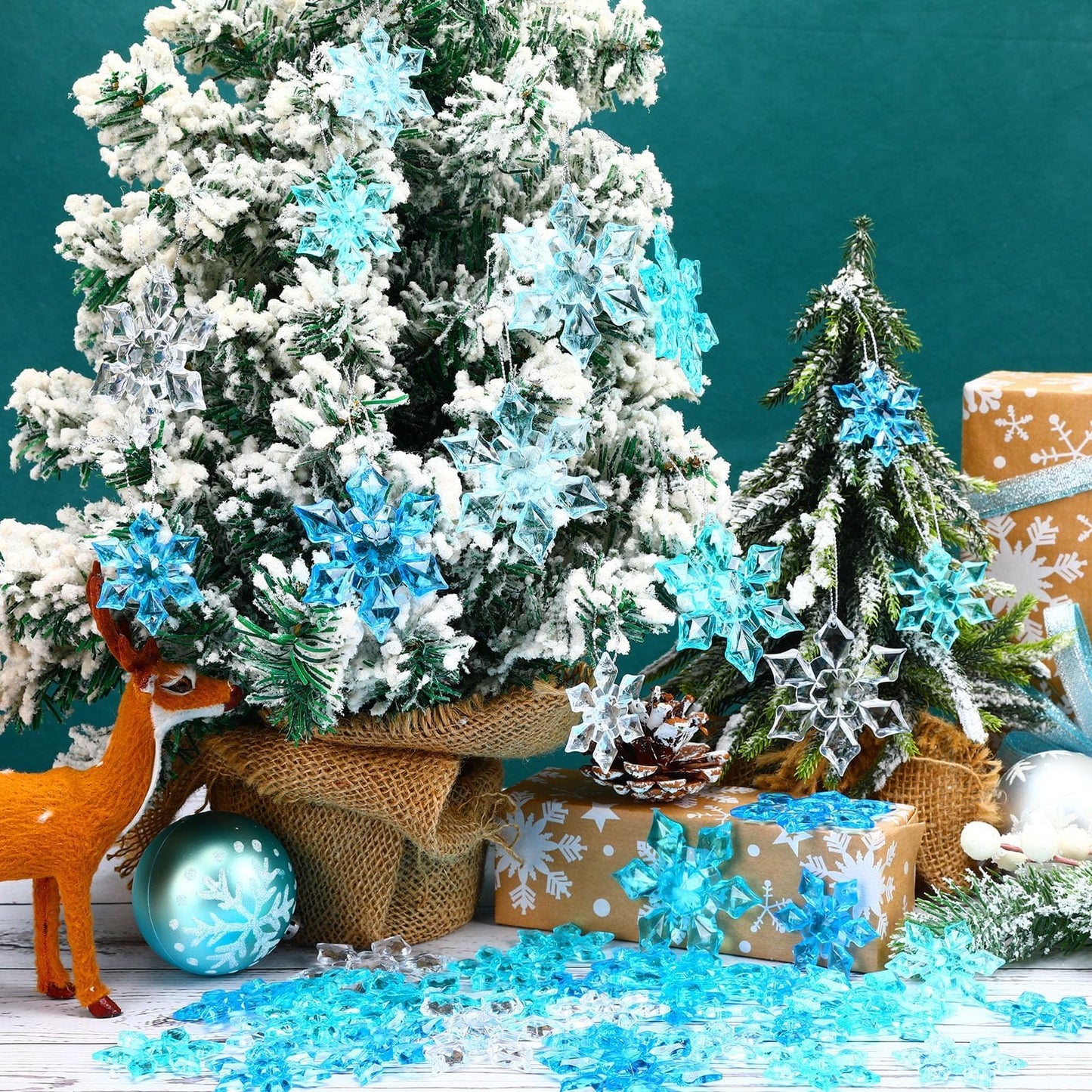 BOARDFEB 60Pcs Christmas Acrylic Snowflake Ornaments, Winter 3D Translucent Hanging Ornaments for Xmas Tree Crystal Snowflake Pendants with Rope for Holiday Party DIY Decor (Blue 43mm/63mm)