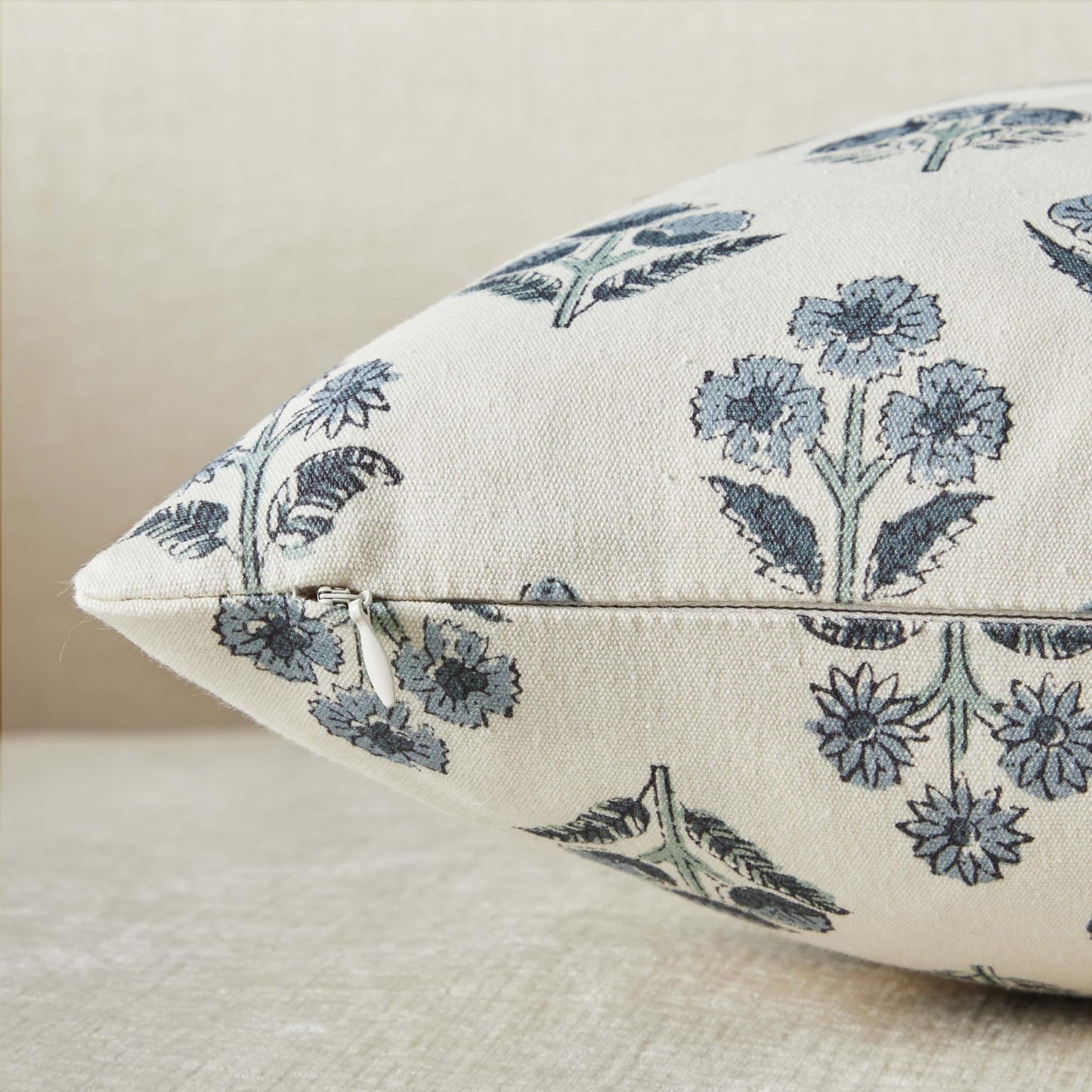 YZJZEDS 100% Cotton Floral Pillow Covers Set of 2, Double Sided Block Print Boho Decorative Throw Pillow Cases, Farmhouse Style Cushion Covers for Home Decor, 18x18 Inches Dusty Blue