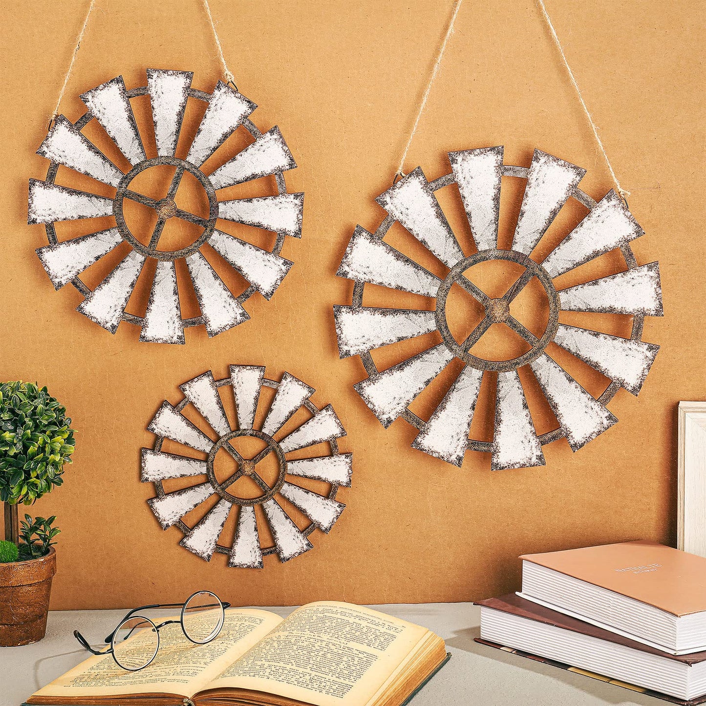 Yookeer 3 Pcs Wood Windmill Wall Decor Farmhouse Hanging Decoration Wooden Windmill Kitchen Decor Rustic Decor Living Room Sculpture Art for Bedroom Nursery Home Decor(Farmhouse)