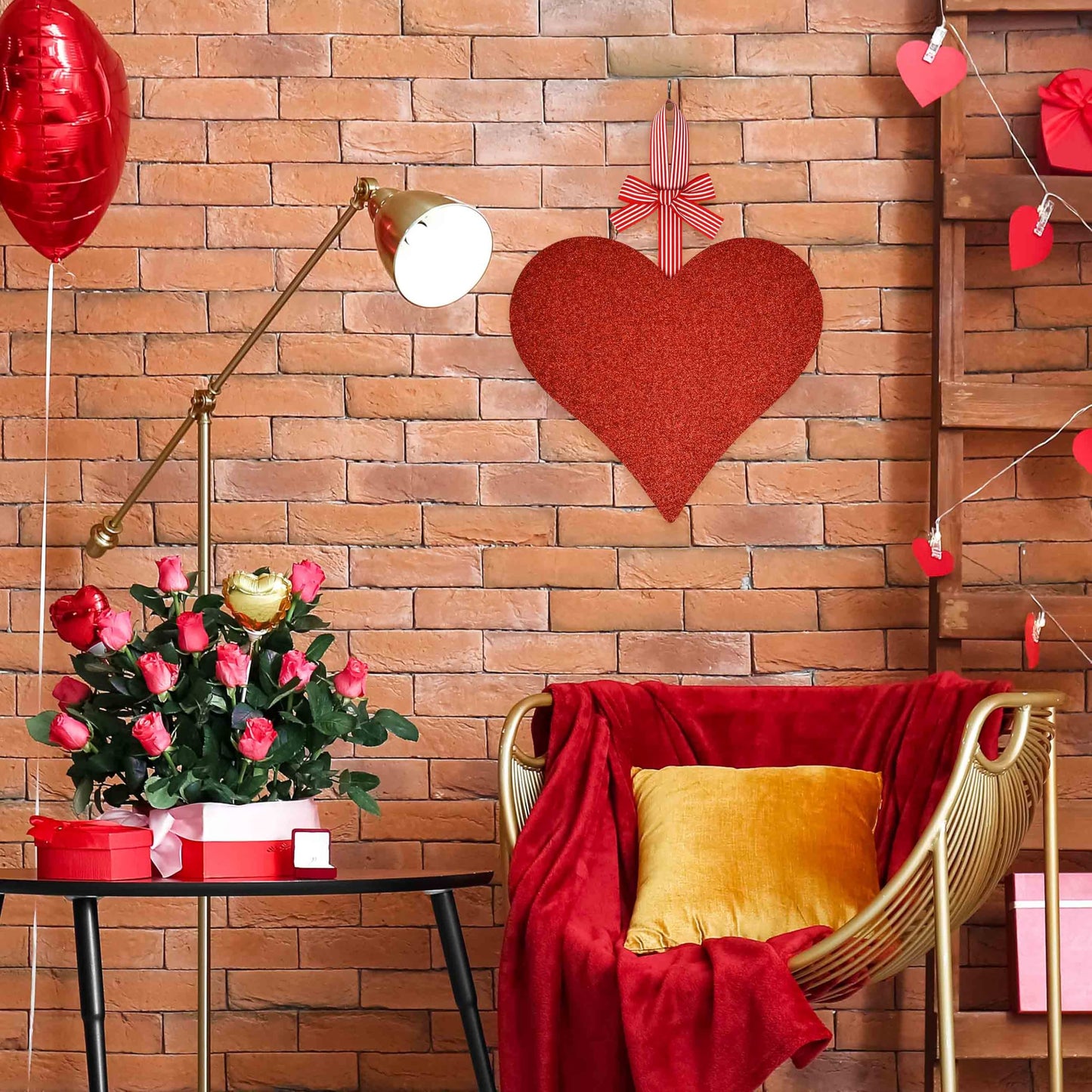 Gift Boutique Valentines Day Decoration Red Glitter Heart Shaped Wooden Hanging Sign Bow Front Door Wall Wreath Home Outdoor Love Plaque Hanger Decor