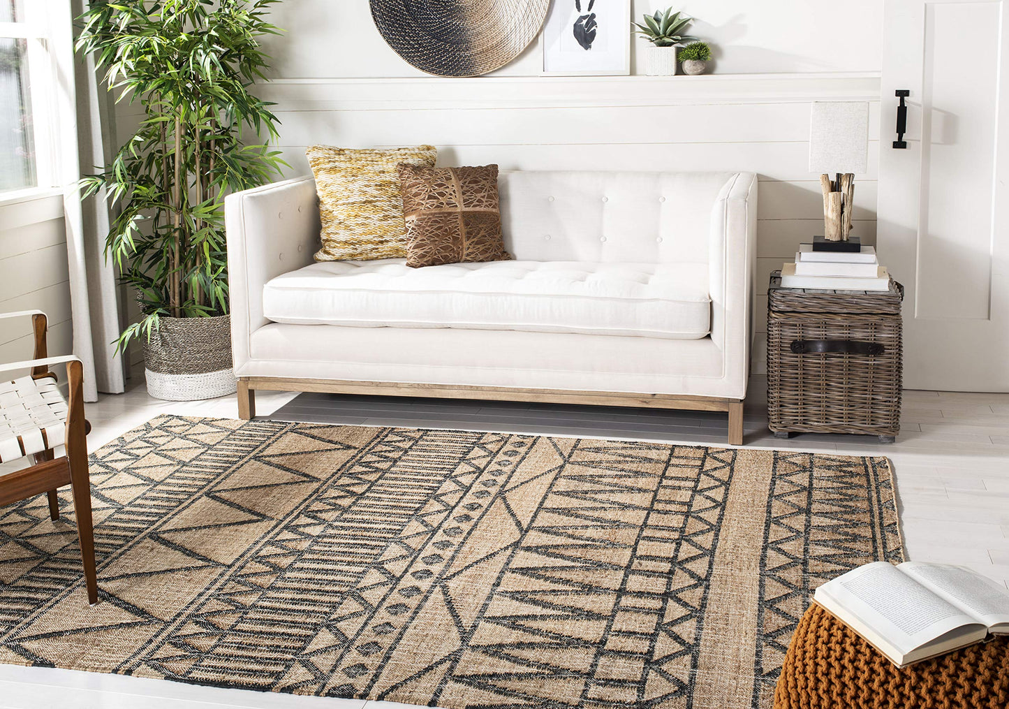 SAFAVIEH Kilim Collection Accent Rug - 3' x 5', Natural & Charcoal, Handmade Flat Weave Jute, Ideal for High Traffic Areas in Entryway, Living Room, Bedroom (KLM752A)