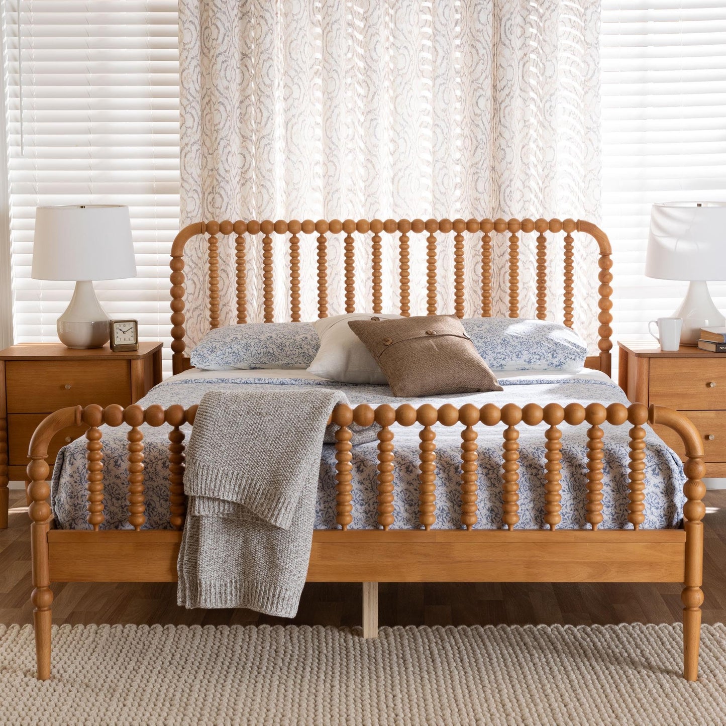 Baxton Studio Lucera Bobbin Wood Platform Bed, Queen, Oak Brown
