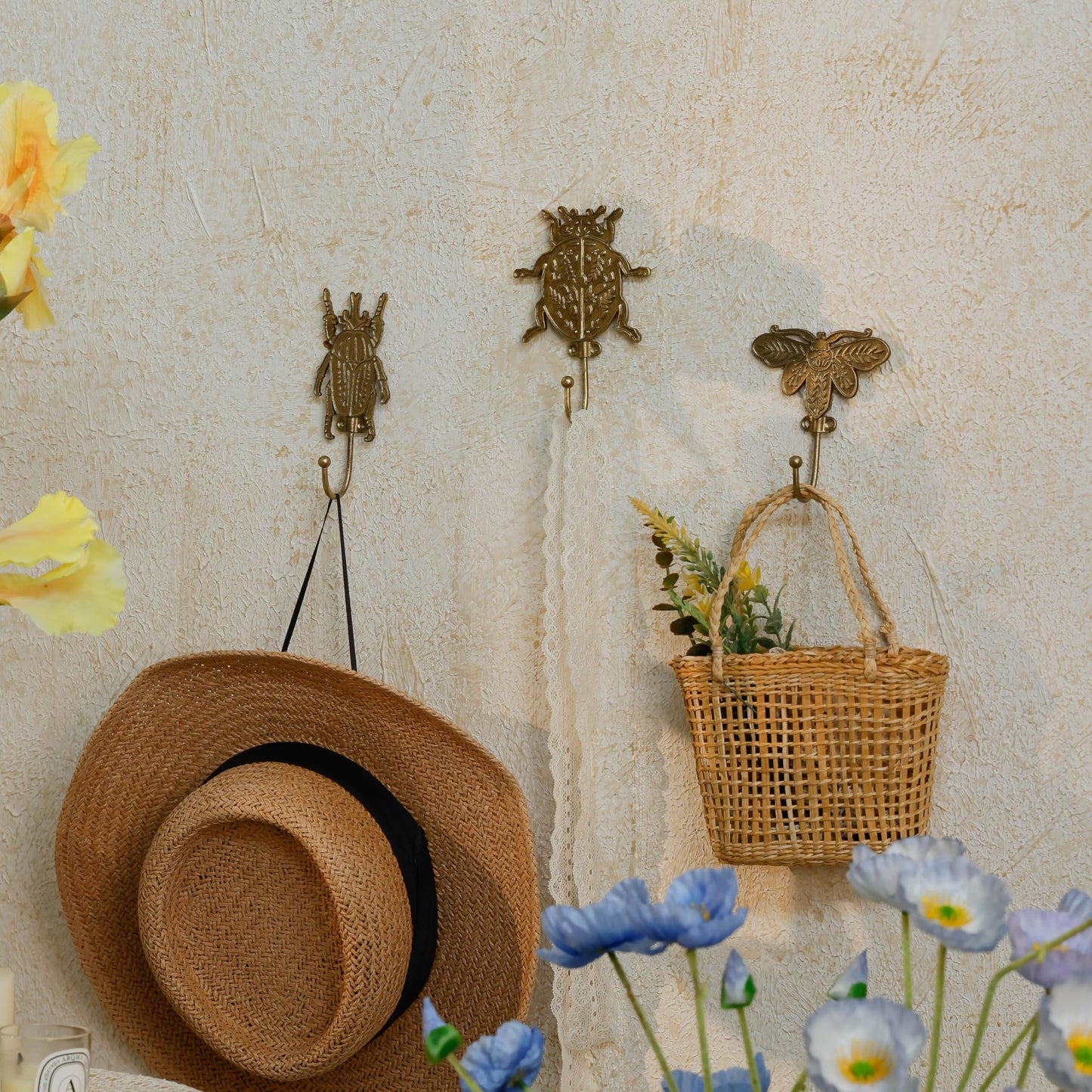 SOFFEE DESIGN Set of 3 Metal Insects Wall Hooks, Decorative Closet Organizer for Keys Jewelry, Nature-Inspired Home Decor