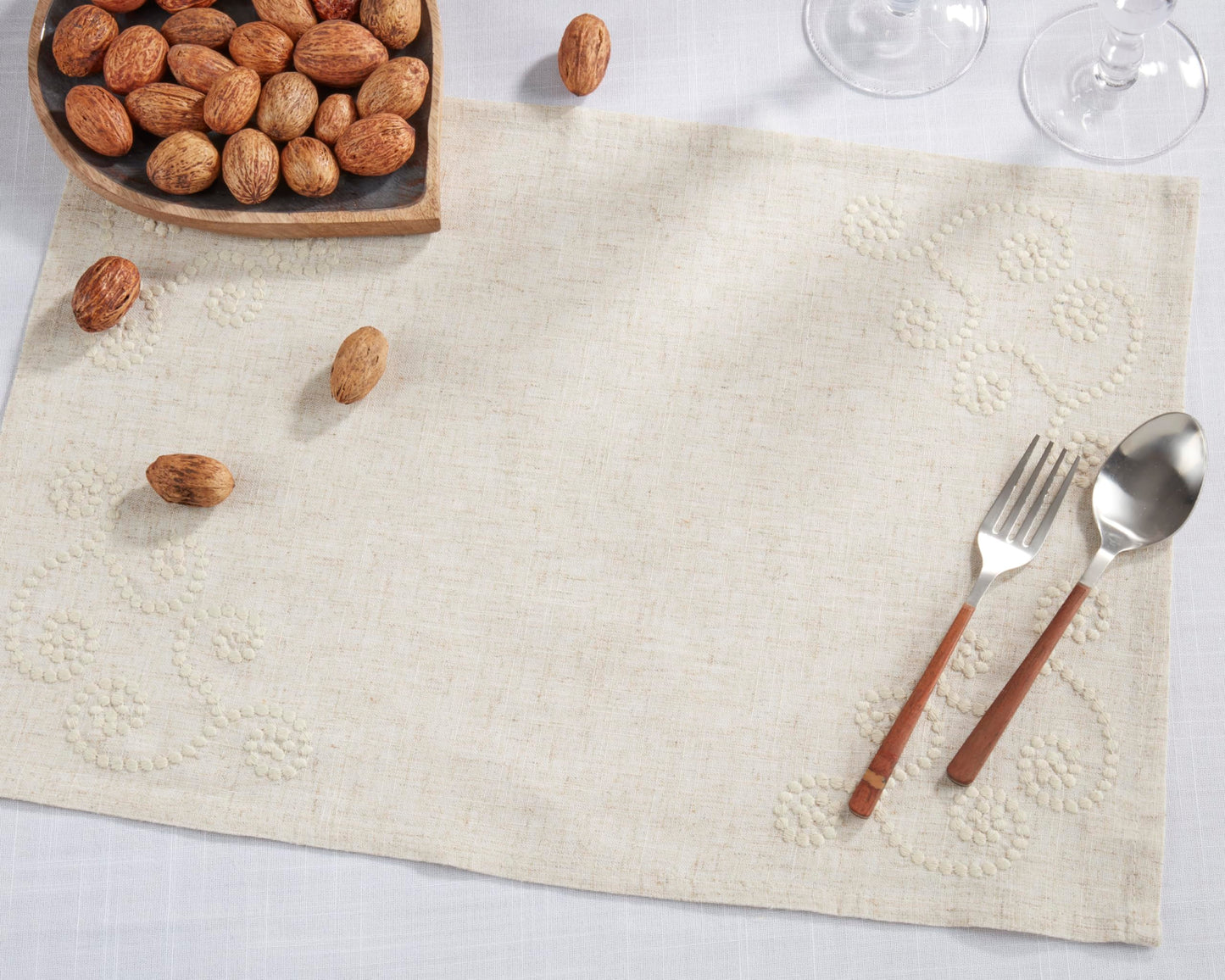 SARO LIFESTYLE 001.N1690B Augustina Collection Embroidered Swirl Design Linen Blend Table Runner, 16" x 90", Natural