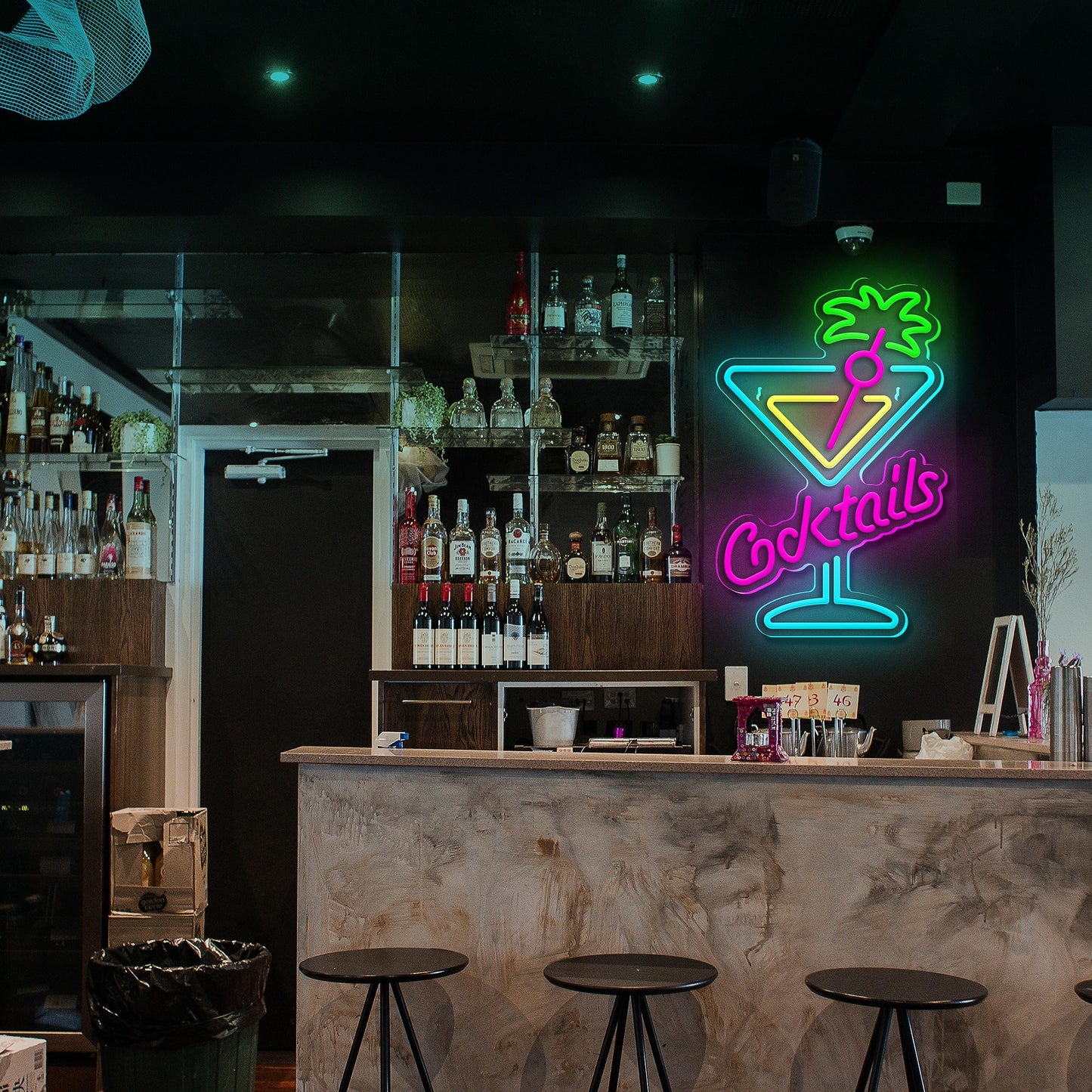 Cocktails Neon Sign Cocktail Glass LED Neon Signs Art Wall Lights for Beer Bar Decor Dimmable USB Powered Martini LED Neon Light for Party, Cocktails Bar, Pub, Night Club, Man Cave Decoration